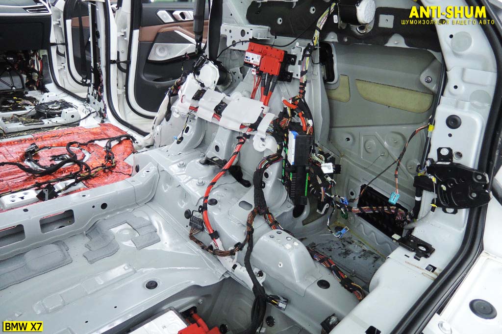 BMWX7_011.jpg